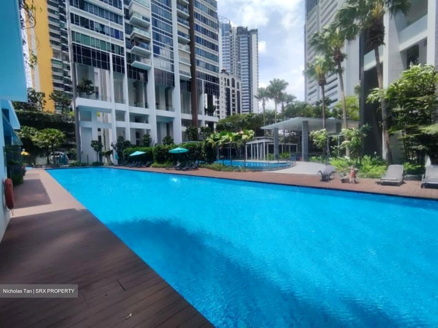 Vista Residences (D12), Condominium #553658441